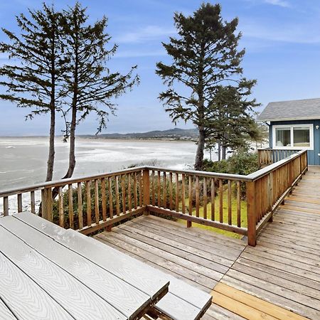 Spectacular Seaside Surf-View Home Bagian luar foto