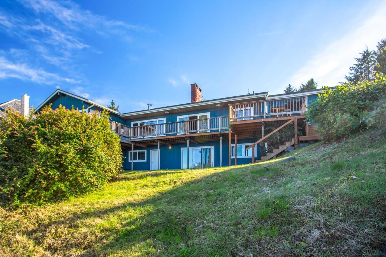 Spectacular Seaside Surf-View Home Bagian luar foto